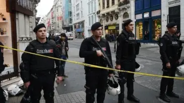 İstiklal Caddesi’ndeki bombalı saldırıyla bağlantılı 2 şüpheli yakalandı