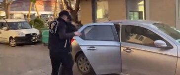 Açık giyindiğini iddia ettiği ablasını bıçakla hunharca katletti