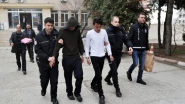 Balıkesir’de vatandaşları gasbeden 5 şahıs yakalandı
