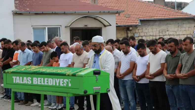 Kayseri’de Ailevi Gerilim: Baba, Kızının Arkadaşını Vurdu