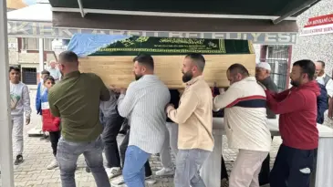 Kırklareli’nde Tabancayla Öldürülen Kadın Toprağa Verildi
