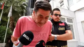Baba, Oğlunu 25 Bıçak Darbesiyle Öldürdü