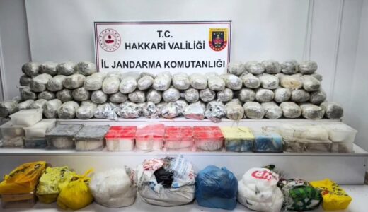 Hakkari’de 121 kilo uyuşturucu ele geçirildi