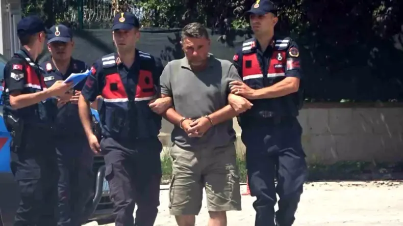 Ağabey, miras kavgasında kardeşini pompalı tüfekle öldürdü