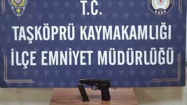 Kastamonu’da 3 adet tabanca ele geçirildi: 3 şüpheli hakkında işlem başlatıldı