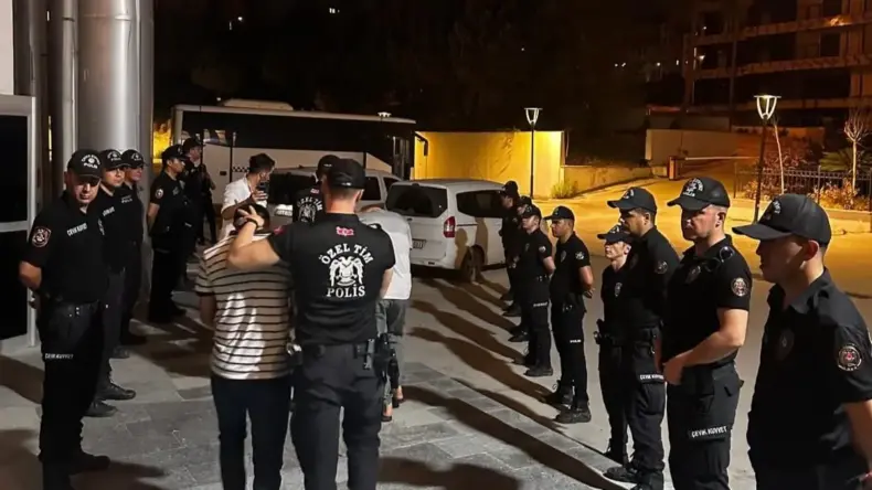 Samandağ’da Bıçaklı Kavga, 4 Şüpheli Tutuklandı