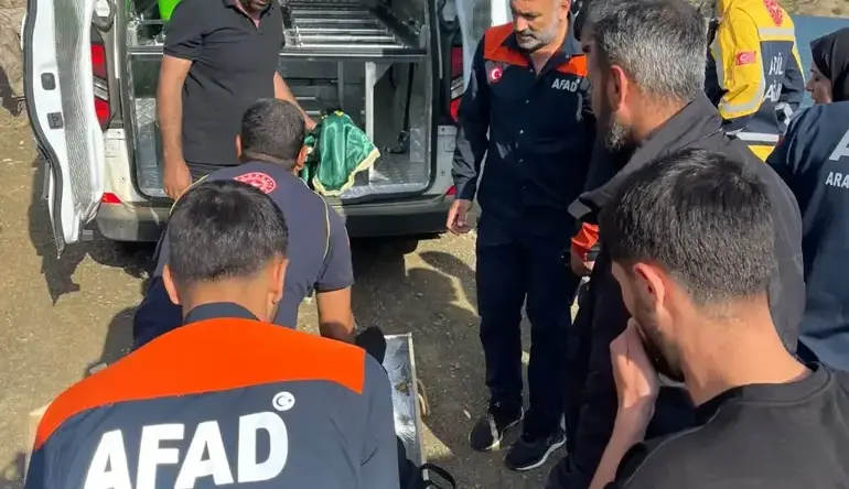 Korkudan kimseye söyleyemediler! Aile sorunca “Metin gölette battı” dediler