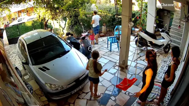 “Bahçe kapısı ses çıkarıyor” cinayeti. Kamera görüntüleri ortaya çıktı